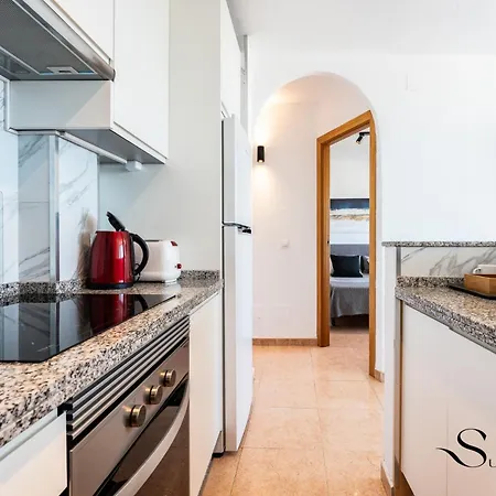 2 Bed I Pool I Sea View *