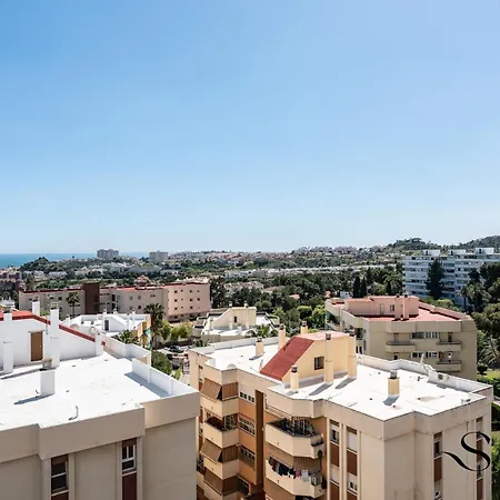 2 Bed I Pool I Sea View Apartment