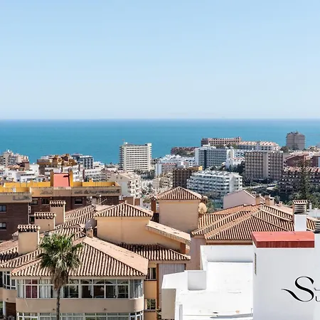2 Bed I Pool I Sea View Apartment